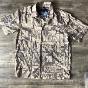 Cava Hawaiian tiki palm button up shirt men’s